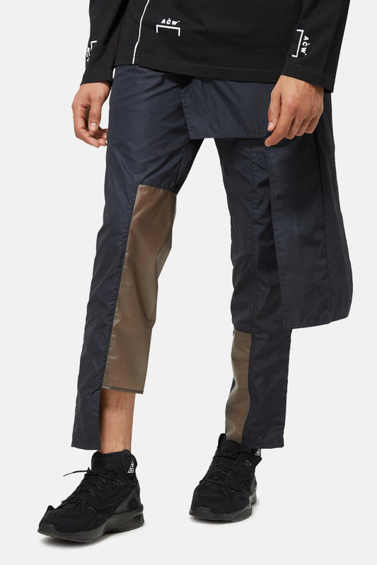 A-COLD-WALL* Pantalon en tissu technique bleu marine - LECLAIREUR