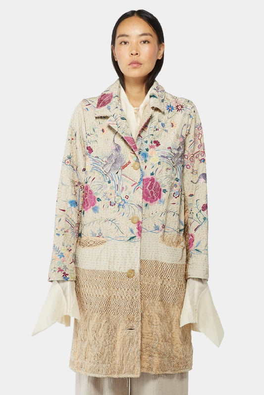 By walid coat embroidered in beige silk
