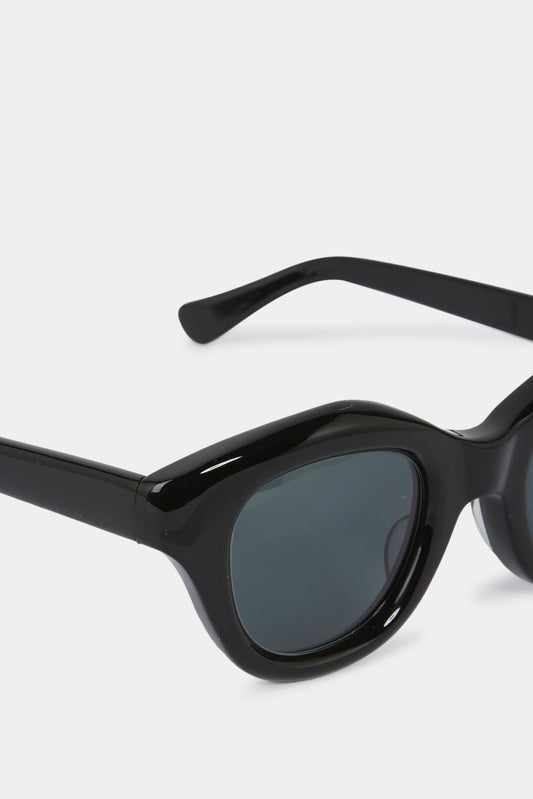 Hakusan "Hook" black sunglasses