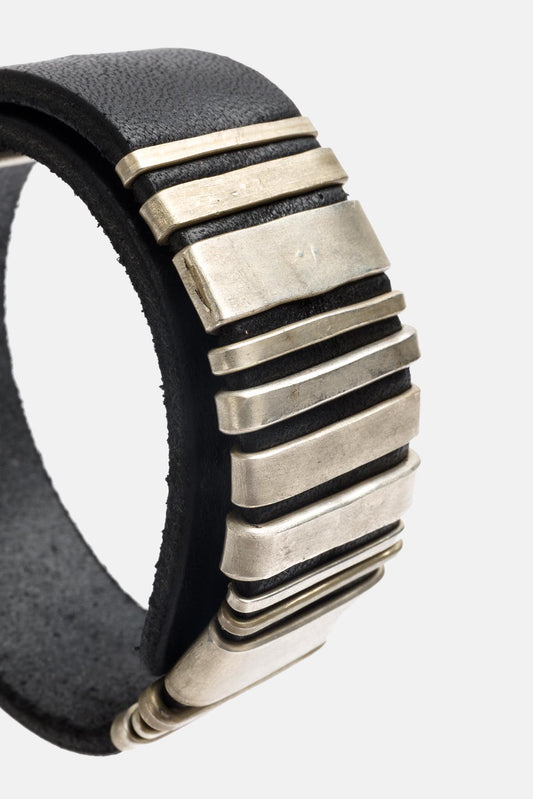 M.A+ Bracelet en cuir et argent - LECLAIREUR