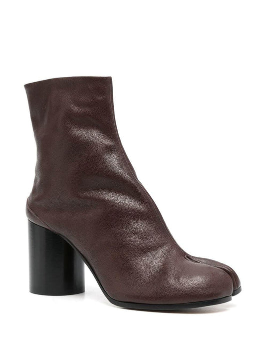 Maison Margiela Brown ankle boots with Tabi toe