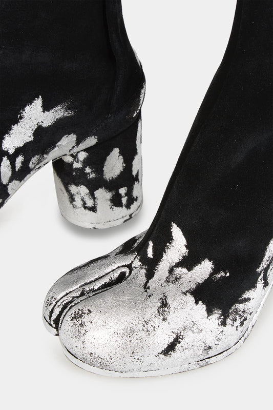 Maison Margiela Bottines Tabi à talon en cuir noir et argenté - LECLAIREUR