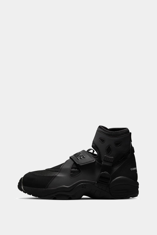 Nike x like boys black rising sneakers nike air carnivore