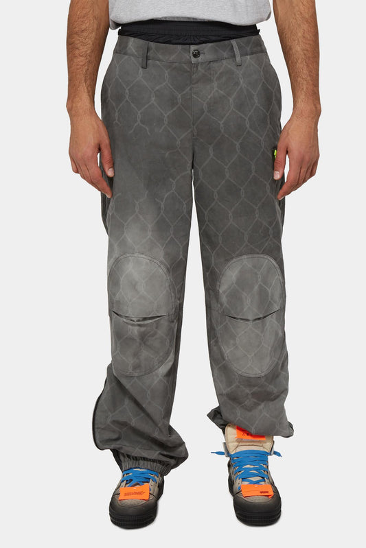 Off-White right pants to contrasting print